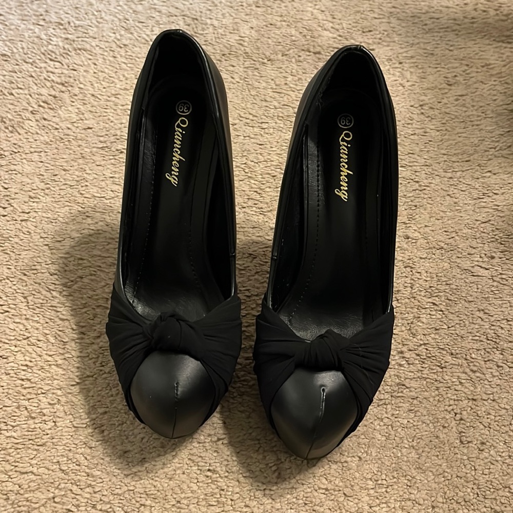 Qiancheng knotted front heel